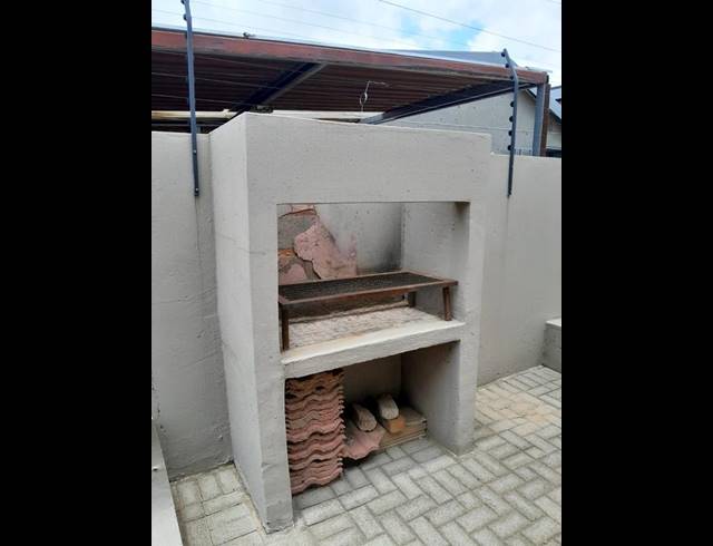 3 BEDROOM HOUSE FOR SALE IN ORLANDO